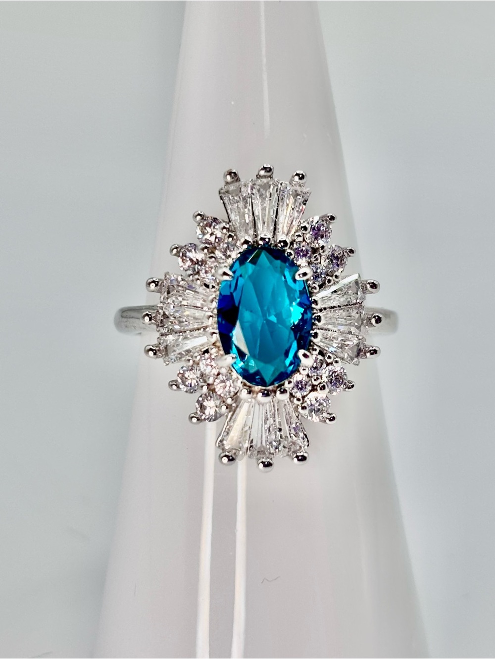 NWT RBP aquamarine topaz on rhodium plated band size 7